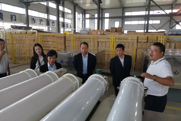 陜西航天建設集團有限公司總經理、黨委副書記謝明娟率隊赴遼寧一諾環保產業集團開展考察調研工作